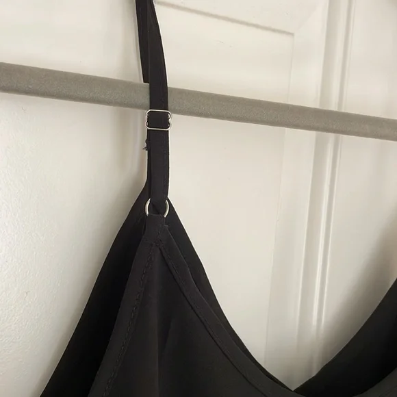 Button Front Tank - Picture 5 of 7